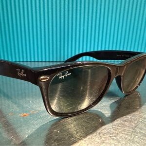 Ray-Ban Vintage New Wayfarers
